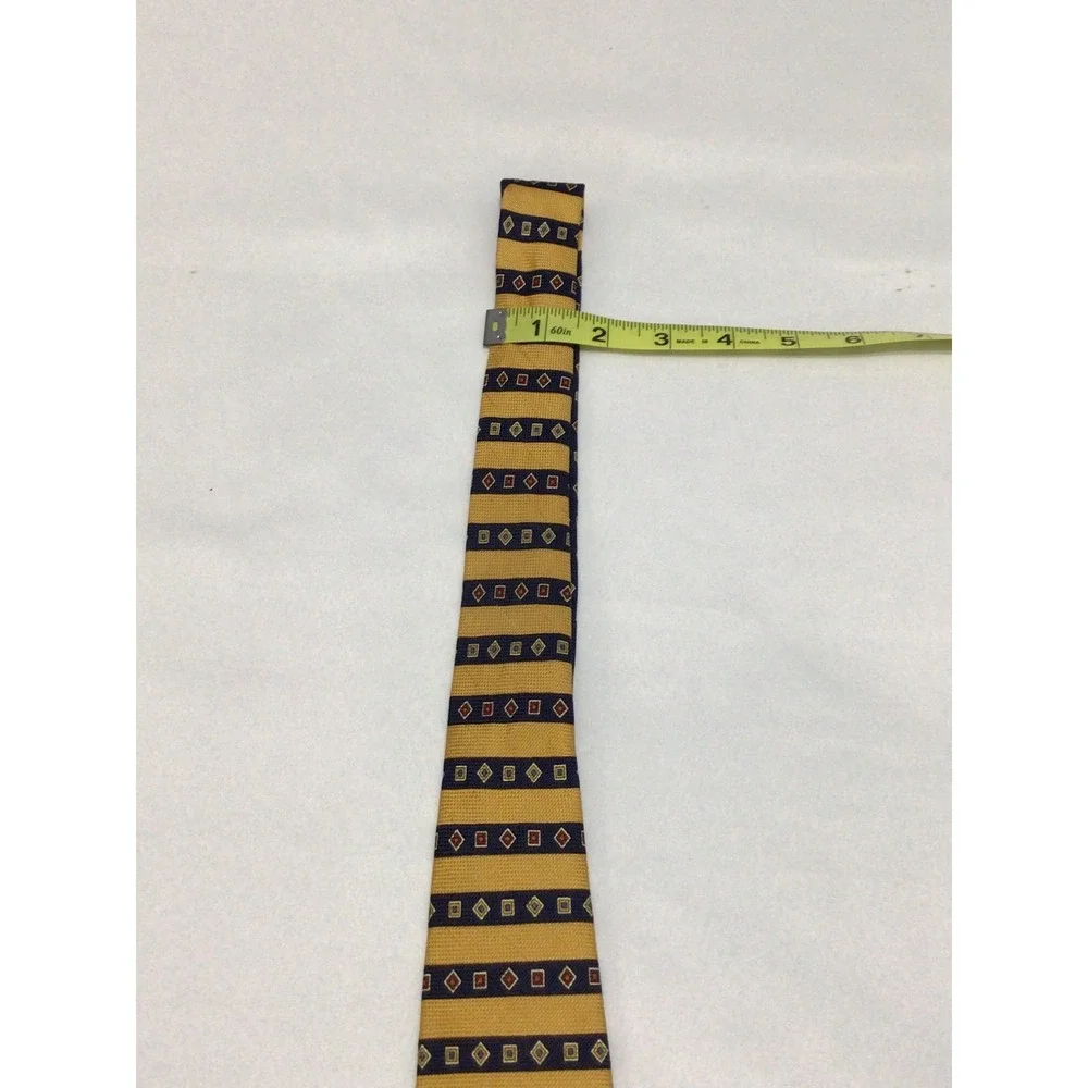 Tommy Hilfiger Mens Silk Tie Navy Blue Gold Geometric Diamond Striped 4 Inch